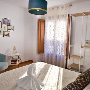 Insight, Mirador San Nicolas, Parking Included Apartment